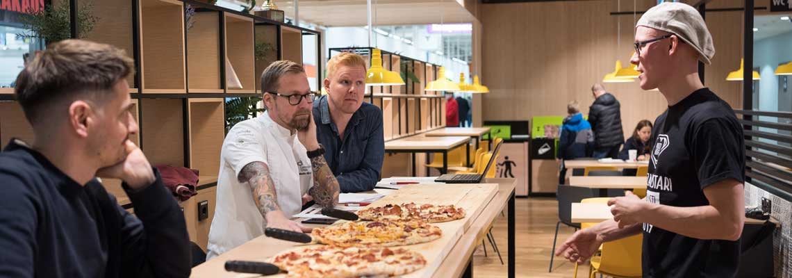 Tuomaristo-Pizza-Buffa